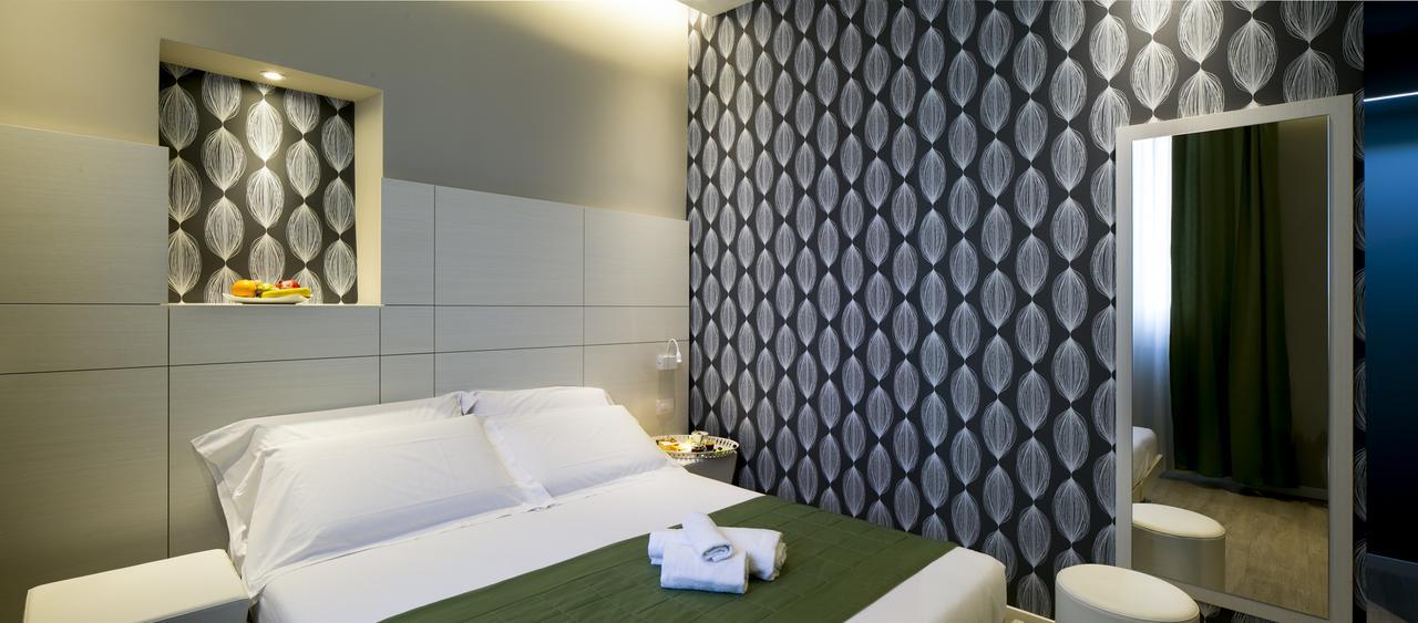 Navigliotel 19 - Rooms & Suites Milán Exterior foto